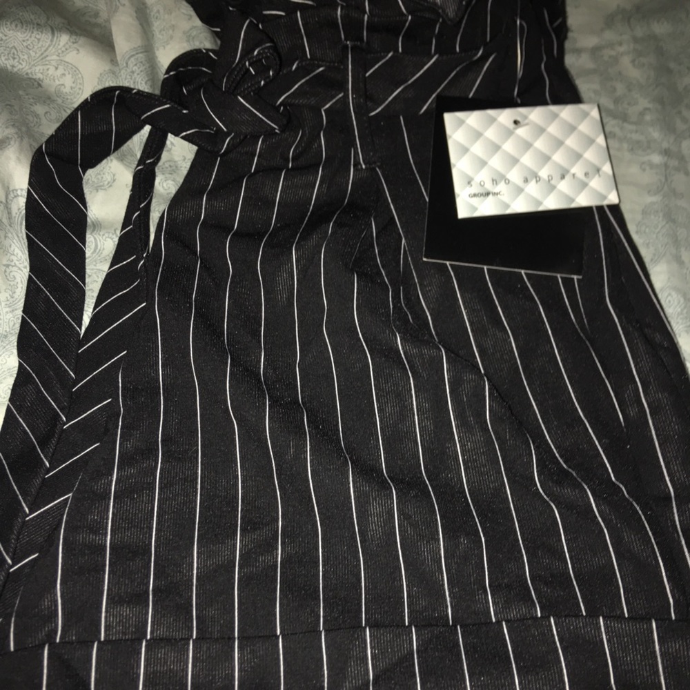 Size medium shorts brand new w tag